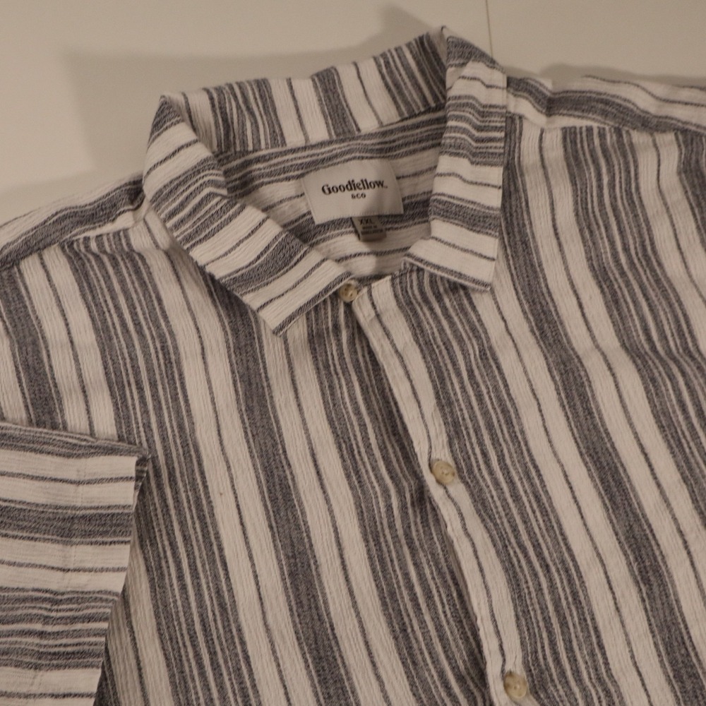 Goodfellow & Co Men's Short Sleeve Grey Striped Button-Down Shirt Size XXL